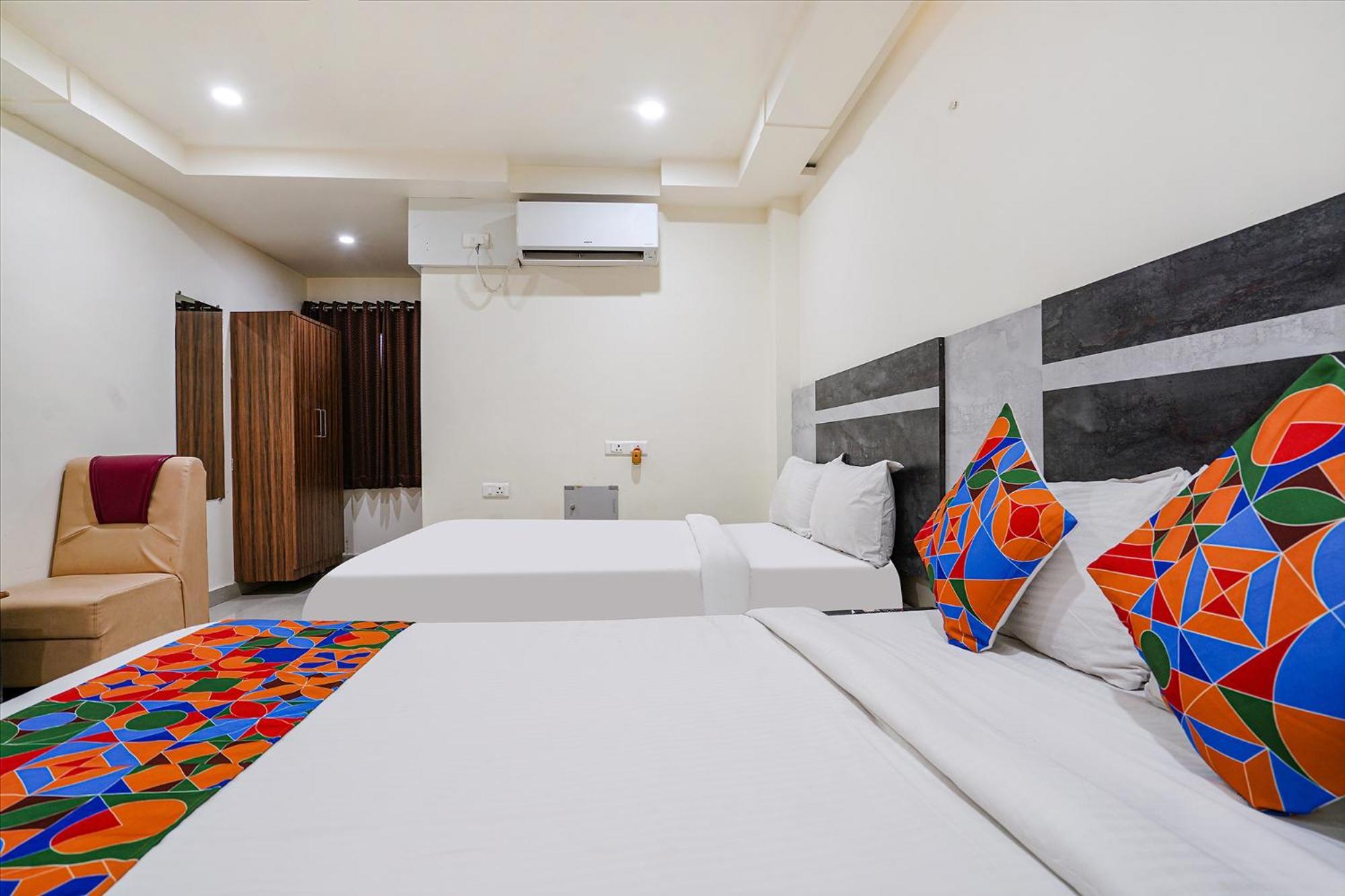 Fabhotel Ambika Elite Buckinghampet ภายนอก รูปภาพ